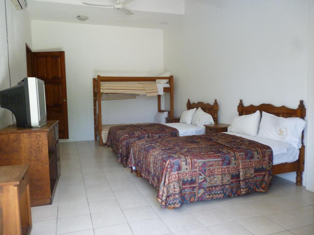 Punta Paraiso Resort Puerto Escondido  Room photo